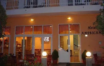 호텔 Americana 2*