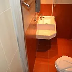 Americana Hotel 2*
