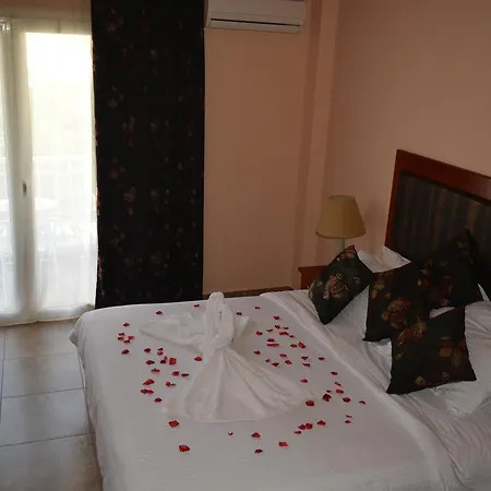 Hotel Americana 2*