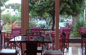 Americana Szálloda 2*