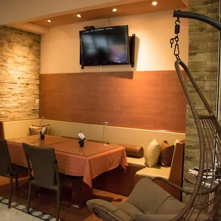 Americana فندق بلدة كوس