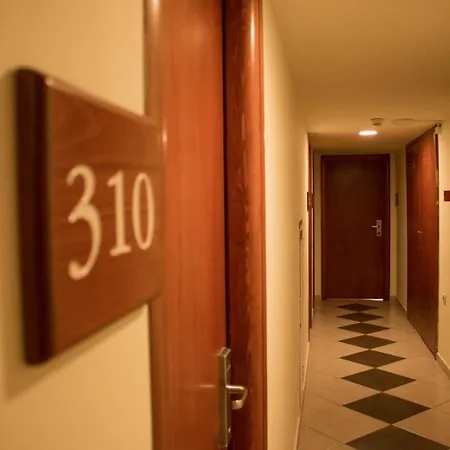 Szálloda Americana 2*