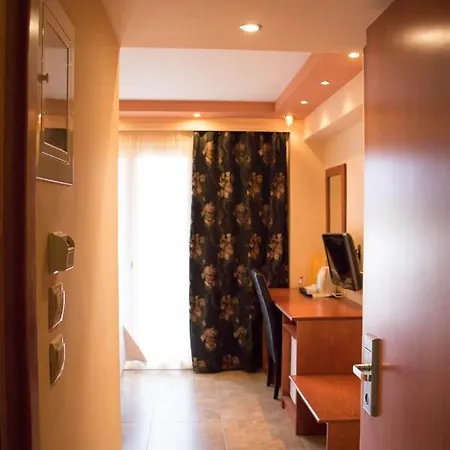 Szálloda Americana Kosz