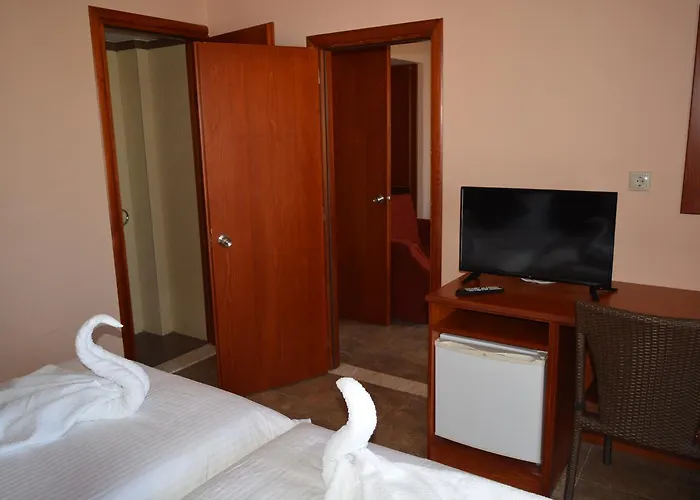 Отель Americana 2*